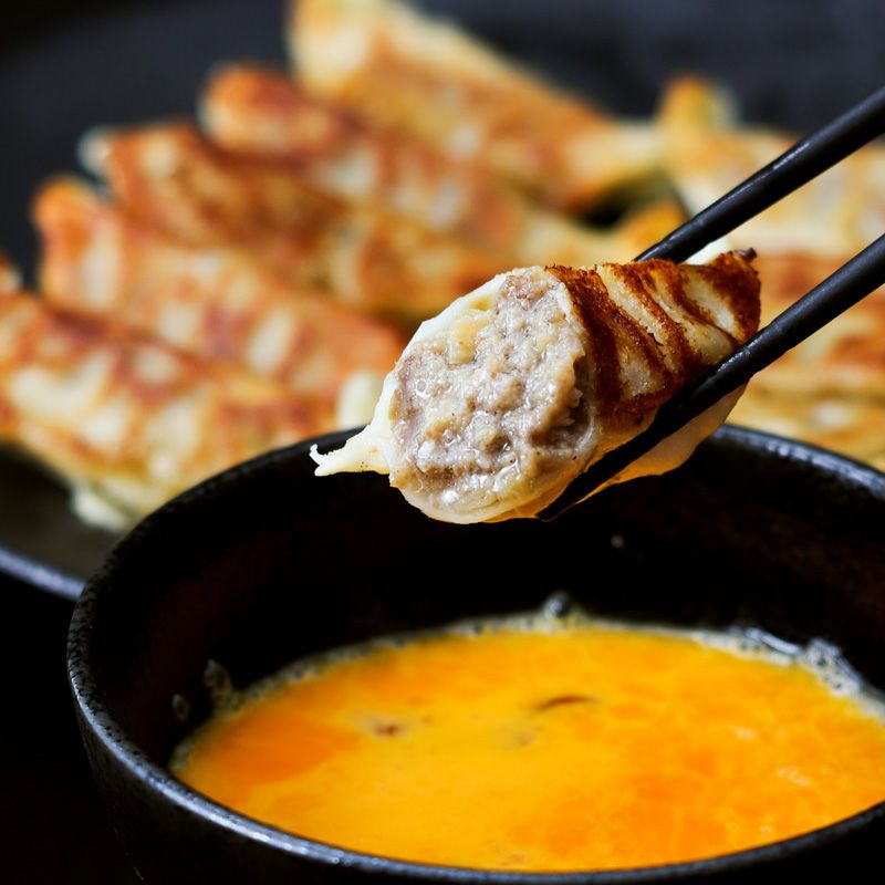 神戸牛すき焼き風餃子（16粒入り） | 皇蘭オンラインストア